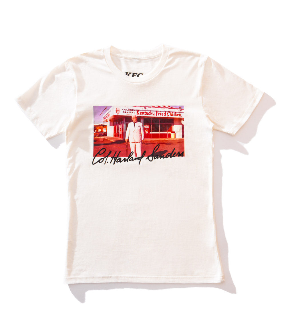 KFC white tee short with image of colonel sanders